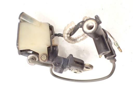 138731-1111 - Yamaha XJ 750 1982 головний гальмівний циліндр передній
