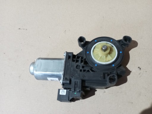 Моторчик склопідйомника лівий передній 6q2959802f vw t5 2.5 tdi