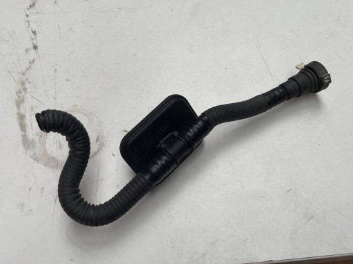 szelep vezetö üzemanyag VW PASSAT B8 04e133277a !J