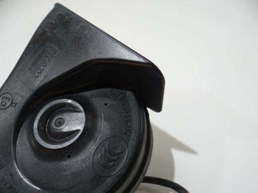 KLAKSON NISKOTONOWY rechts BMW E88 7192038