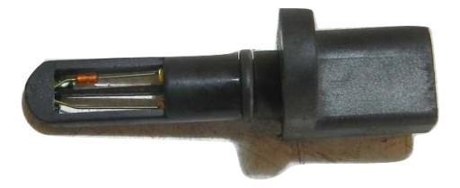Датчик повітря 068905379a audi a3 golf v skoda