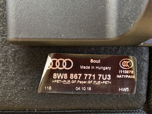 AUDI A5 8W SPORTBACK plato boot 8W8867771