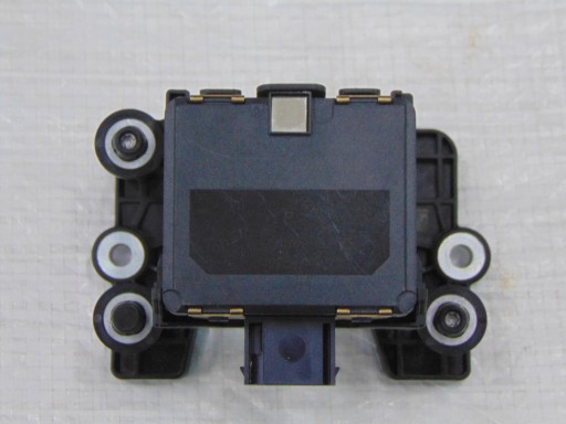 Радар vw passat b8 distronic 3q0907561a 3q0907704a