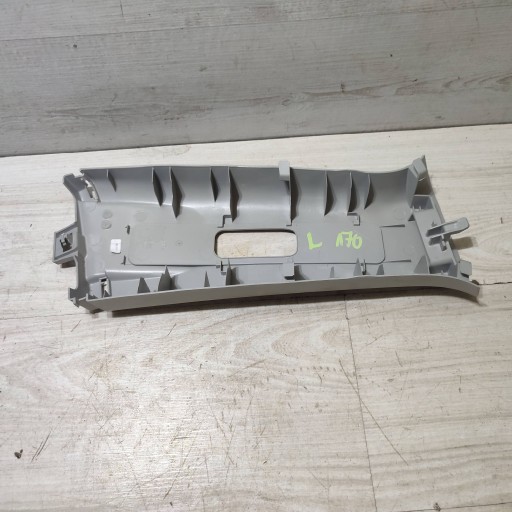 cover slupka B upper left side Suzuki Vitara (LY) 7621279J00