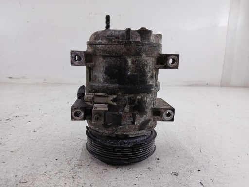 VOLVO V40 S40 and 1.8 2.0 compressor; compressor of the air conditioning 30613908