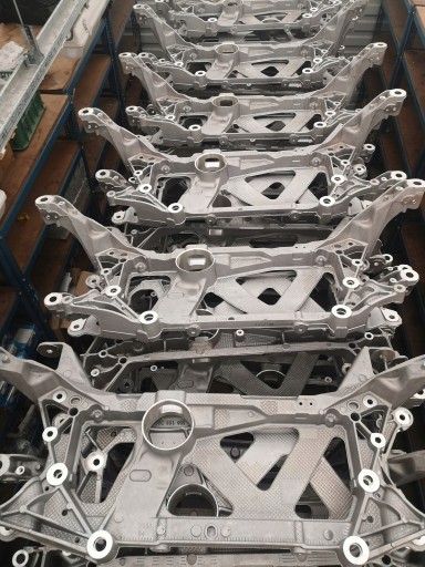 Нові санки люлька коляска балка передня audi a3 8v s3 3q0199369