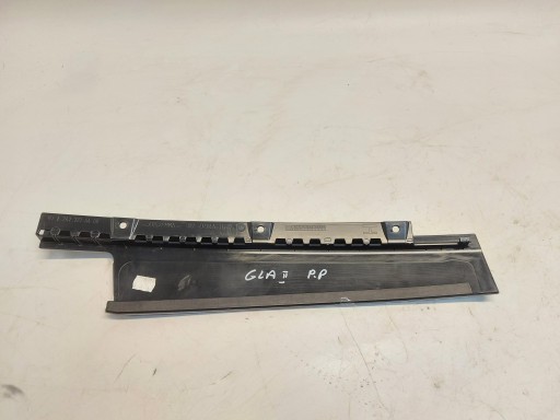 Mercedes GLA 200 II H247 W247 Moulage Couverture Portière Droite Avant A2477226400