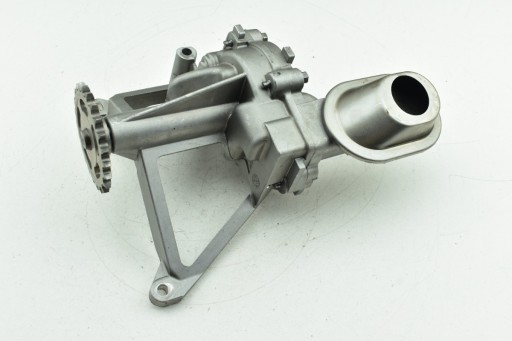oil pump FORD FOCUS MK3 KUGA MK1 MONDEO MK4 S-MAX 2.0 TDCI 9682393380