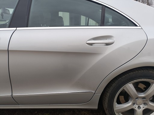 Mercedes cls w218 двері завершені лівий задній c775