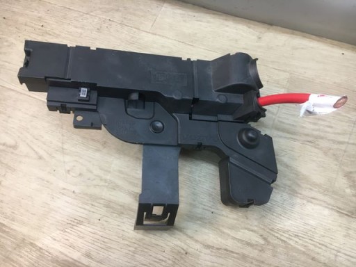 Volvo v60 ii s60 iii клема акумулятора 32200086 31473768