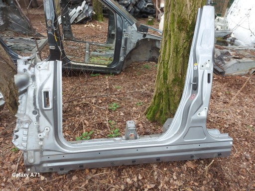 Стойка порога левая Range Rover Vogue III L322