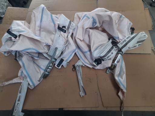 8U0880741E 8U0880742E - Audi q3 8u 2.0tfsi шторка подушки безпеки на даху ліва права (розкрита)