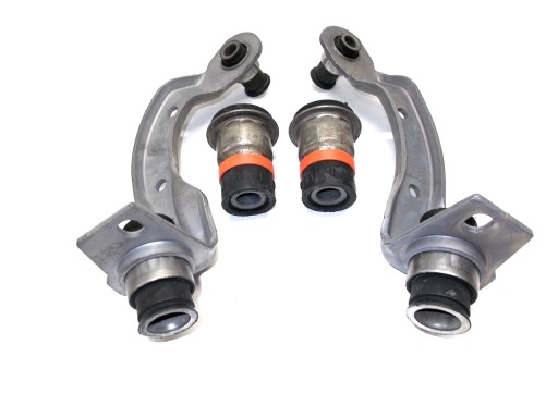 M1968 - ВТУЛКА САН КРОНШТЕЙН БАЛКИ ПЕРЕДНИЙ SCENIC II ORIG