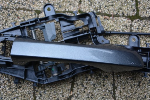 510837811C 510837017B - Ручка двери крепление трос LR7H lt PASSAT B8