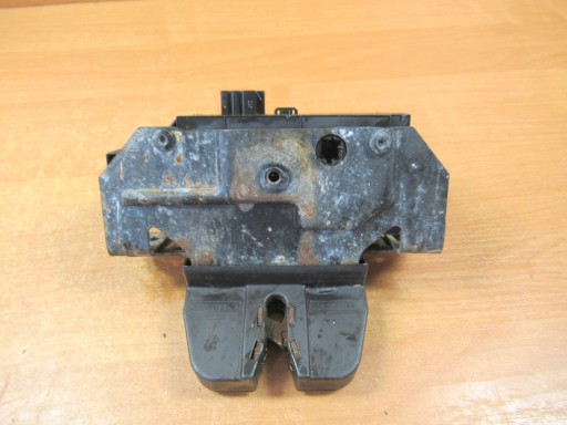 495072894 13185566 - ЗАМОК ЗАДНЕЙ ДВЕРИ БАГАЖНИКА OPEL VECTRA C УНИВЕРСАЛ SIGNUM