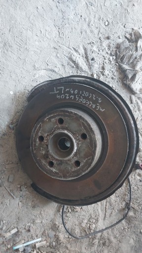 čepu otoč levý záď MERCEDES C-KLASA W204 2.2 CDI 07-> R.