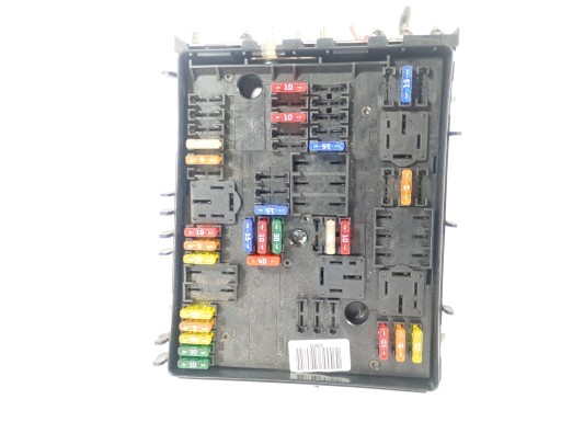 Audi A3 8P 03-12 Kasten der Sicherungen OE 1K0937124