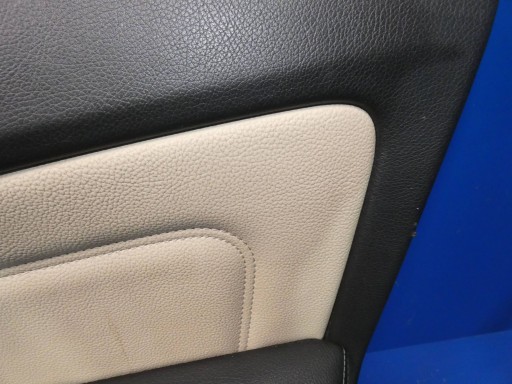 MERCEDES B KLASA W246 side upholstery door right front WERSJA ANGIELSKA