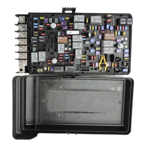 КОРОБКА ЗАПОБІЖНИКІВ JEEP WRANGLER 68298943AC