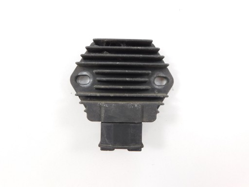 HONDA JAZZ 250 РЕГУЛЯТОР НАПРЯЖЕНИЯ