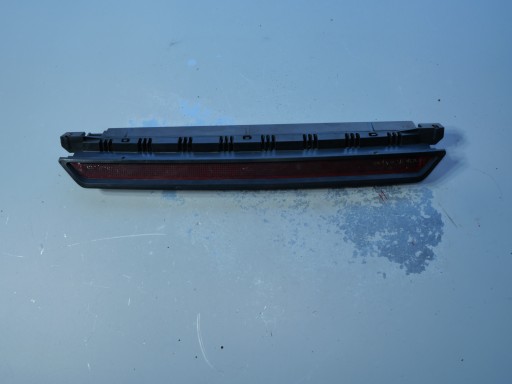 TRZECIE Faro FANALE STOP VW 3B9945097A