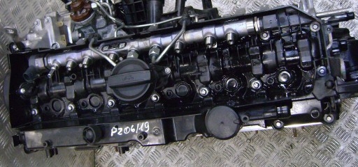 BMW G20 G30 G01 G05 КРЫШКА КЛАПАНА 8571308 B57