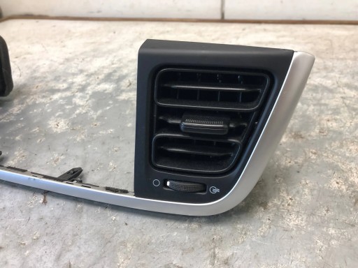 KRATKI air conditioning devices SRODKOWE KIA RIO IV 84740-H8000