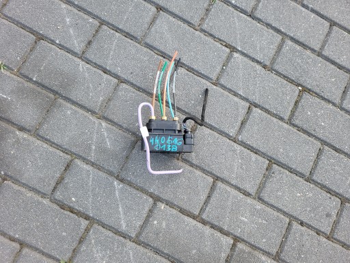 Розподільник пневматична підвіска клапан 4h0616013b a6 c7 a7 a8