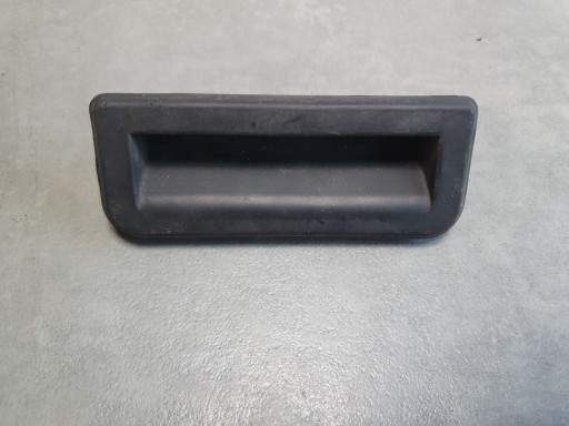 Audi SQ6 e-tron poignée du capot coffre 6V0827566