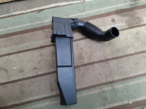 REZONATOR Ansaugrohr Luftrohr Ansaugschlauch 9670851680 PEUGEOT 2008 und 1.2 VTI 13-19