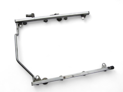 rampa goriva dizni Mercedes GL X164 GL500 W221 CL W216 C216 S500 5.5 V8