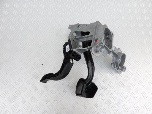 Audi Q5 80A Versteifung pedal pedale Bremse Gas potentiometer Europa komplet