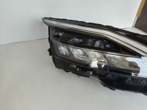 light right REFLEKTOR NISSAN QASHQAI III 20- FULL LED