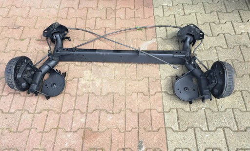 CAN5068 - Задний мост dacia dokker 1.6 с балкой