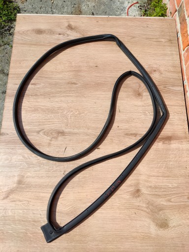 LEXUS RX II 03-09 УПЛОТНЕНИЕ ДВЕРИ ЛЕВЫЙ ЗАДНИЙ