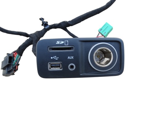 JEEP CHEROKEE V KL čtečka karet SD adapter ZLACZE USB SD tlačítko elektrické