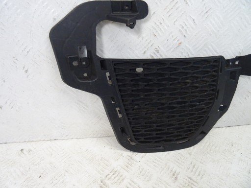 grid of a bumper front front right RANGE ROVER EVOGUE GJ32-15A299-B