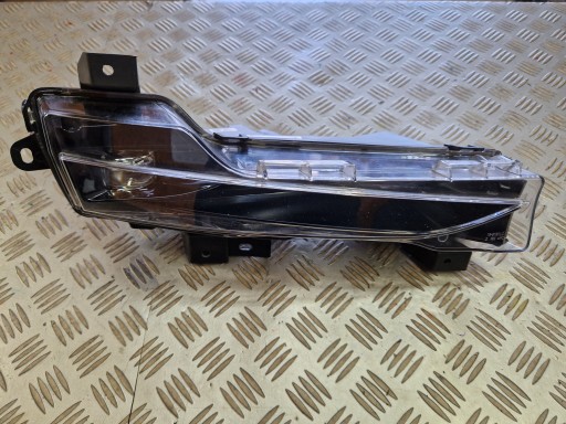 light right or left DO running daytime DRL TESLA MODEL 3 TESLA Y 2020R->