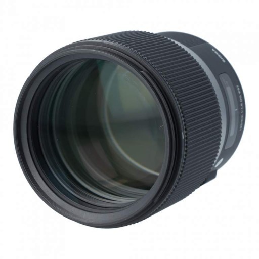 Sigma A 135 mm f/1.8 DG HSM / Nikon