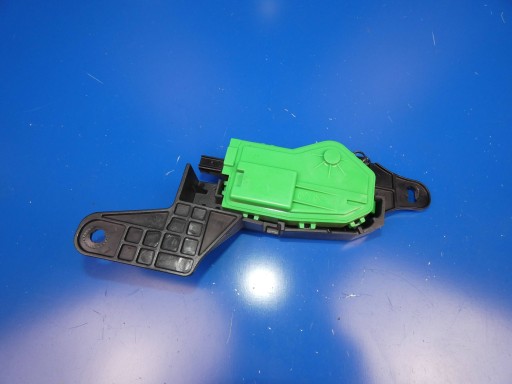 HYUNDAI TUCSON III 2015- damper lock door of the fuel