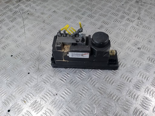 Насос центрального замка mercedes-benz w210 2108002148 2.0