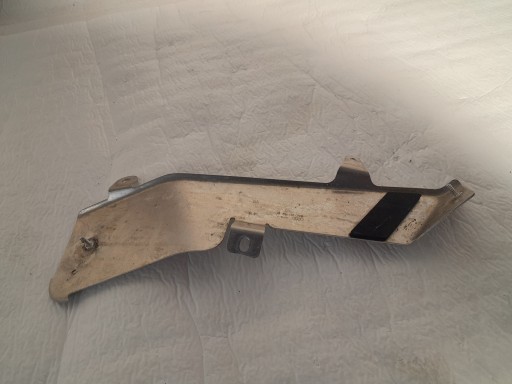 AUDI A4 B9 cover holder PRZEWODOW of the fuel 8W0201192D