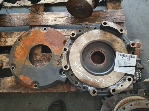 SCATOLA TRAKTOR NEW HOLLAND T8.320