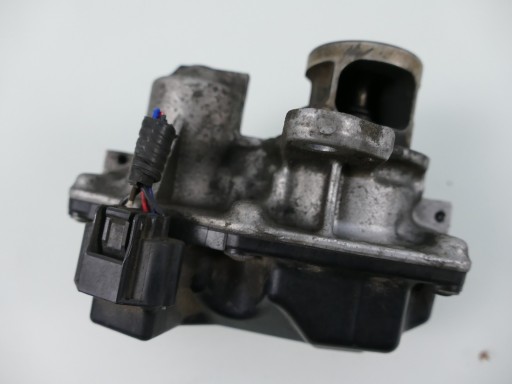 147101478R - NISSAN QASHQAI J10 LIFT 1.6 dCi клапан рециркуляції відпрацьованих газів