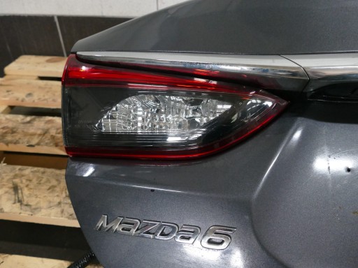MAZDA 6 III GJ LIFT Berline Porte arrière coffre hayon Porte coffre hayon Feux phare du capot 42A KAMERA