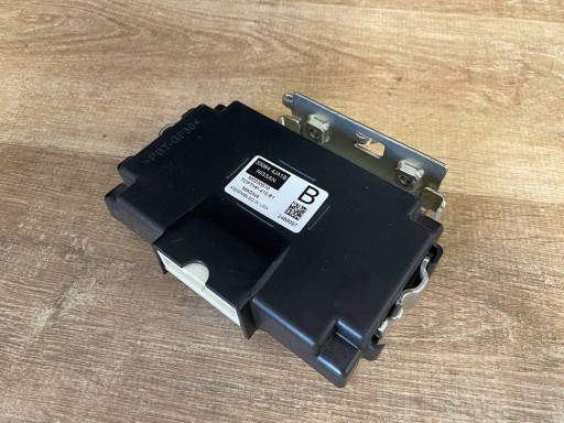 Модуль контроллера Nissan Navara D23 P300 OE 33084-4JA1B