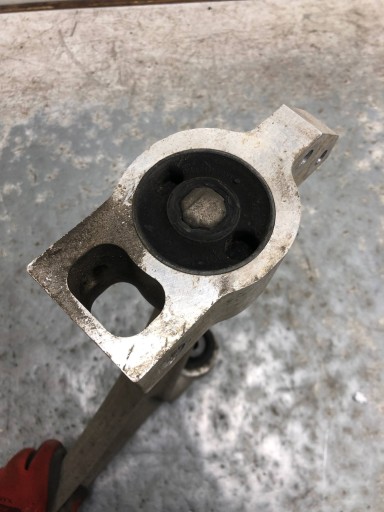 arm left front VW PASSAT CC LIFT 3C0407151H