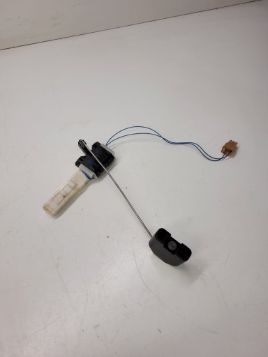 PLYWAK DES KRAFTSTOFFSBEHÄLTERS SENSOR AUDI Q7 4L 3.0 TDI 7L8919673