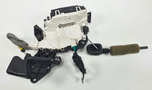 A0997200435 - Замок передньої правої двері MERCEDES GLK X204 Європа