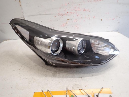 light front front right KIA SPORTAGE IV 2015- BI-XENON 92102-F1110